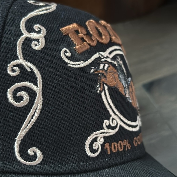 Rodeo 100% Cowboy Embroidered,horseshoe, bull,canvas velcro back baseball cap - Picture 2 of 8
